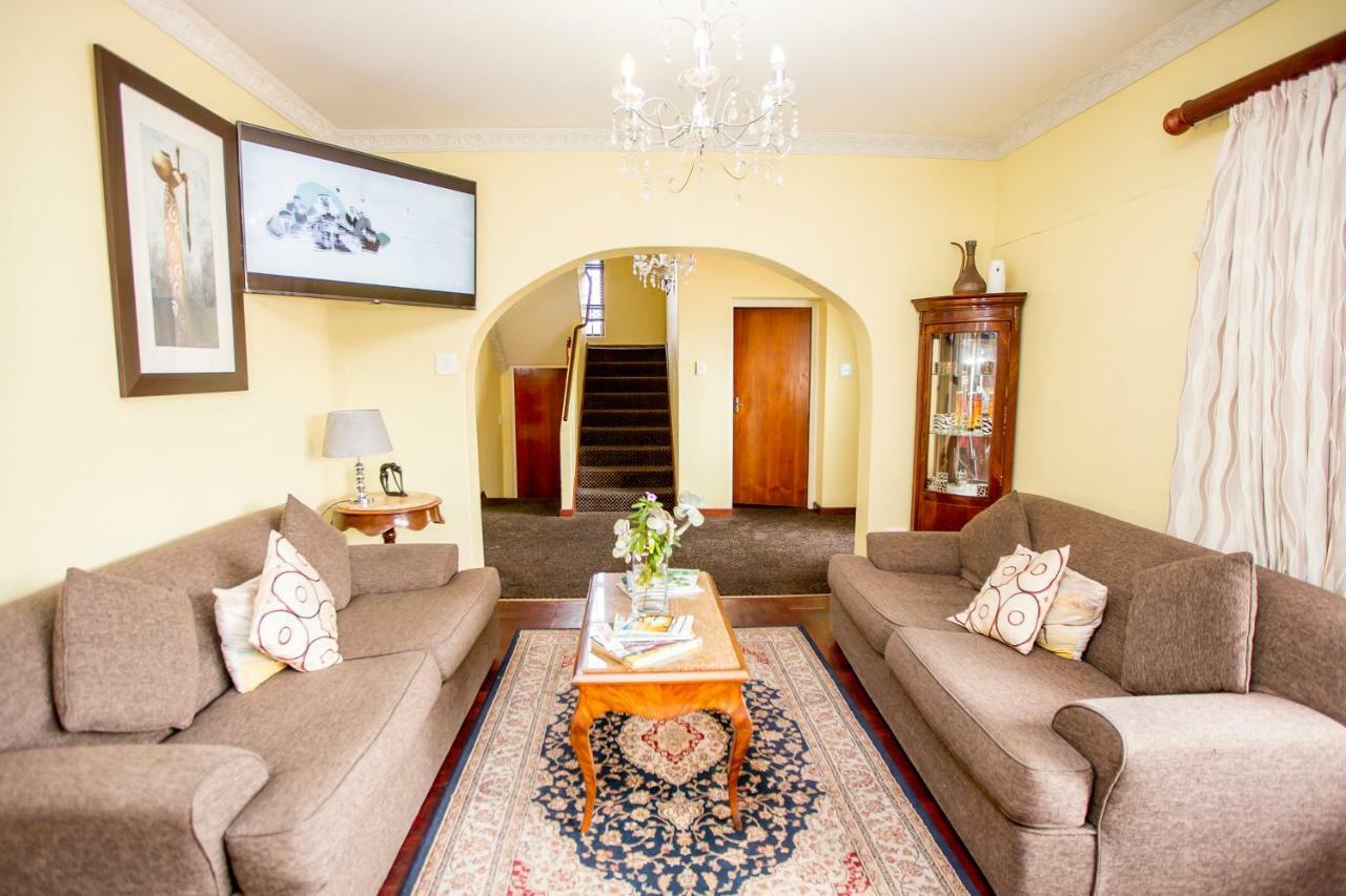 Oria Guest House เคปทาวน์ ภายนอก รูปภาพ